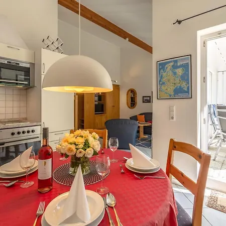 Seeschloss, App 31, Direkt An Der Strandpromenade, Toplage Appartement *